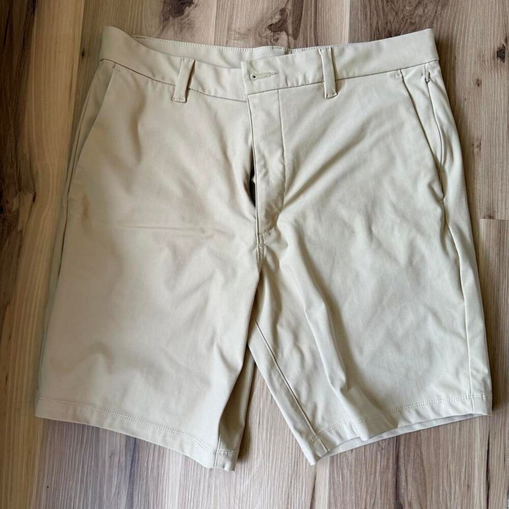Men's Tan Shorts